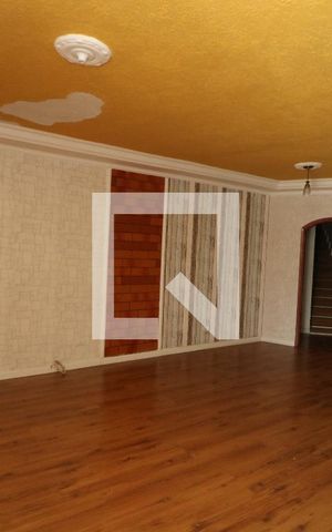 Casa à venda com 550m², 4 quartos e 2 vagasSuite 2