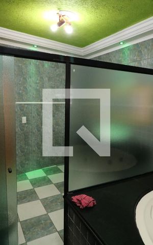 Casa à venda com 550m², 4 quartos e 2 vagasBanheiro suite