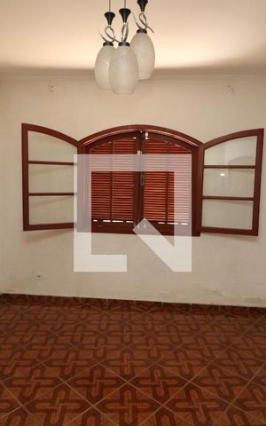 Casa à venda com 550m², 4 quartos e 2 vagasQuarto