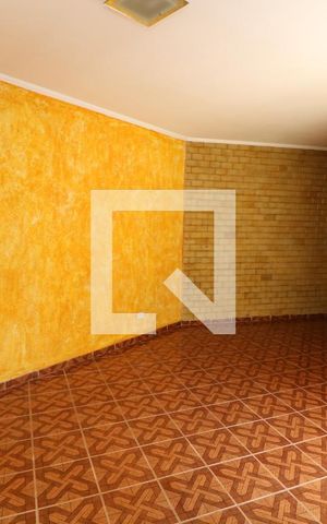 Casa à venda com 550m², 4 quartos e 2 vagasSala