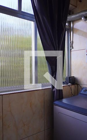 Apartamento à venda com 192m², 4 quartos e 2 vagasArea de serço