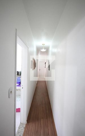Casa à venda com 185m², 4 quartos e 3 vagasCorredor