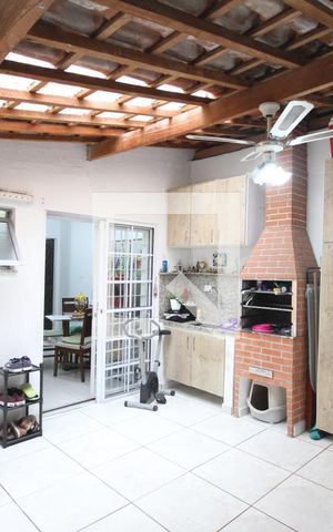 Casa à venda com 185m², 4 quartos e 3 vagasÁrea de Serviço