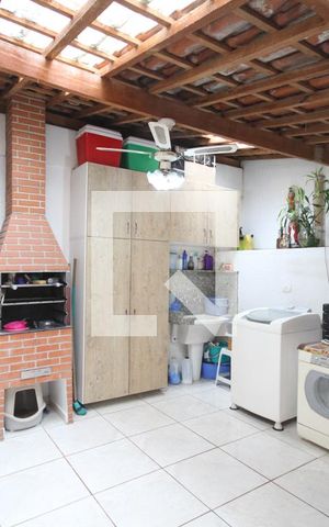 Casa à venda com 185m², 4 quartos e 3 vagasÁrea de Serviço