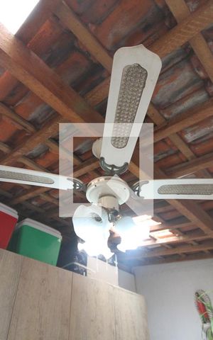 Casa à venda com 185m², 4 quartos e 3 vagasÁrea de Serviço