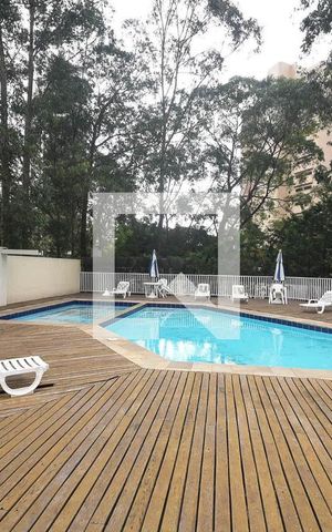 Apartamento à venda com 140m², 3 quartos e 3 vagas Apartamento à venda com 140m², 3 quartos e 3 vagasPiscina