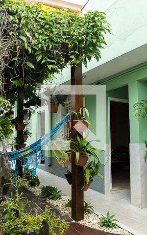 Casa à venda com 570m², 5 quartos e 4 vagas Casa à venda com 570m², 5 quartos e 4 vagasJardim