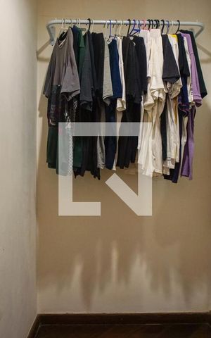 Apartamento para alugar com 550m², 5 quartos e 5 vagas Apartamento para alugar com 550m², 5 quartos e 5 vagasCloset Suíte 4