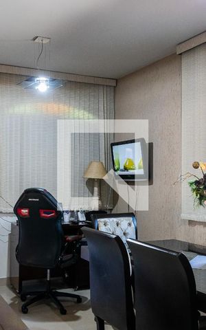 Casa à venda com 100m², 2 quartos e 2 vagas Casa à venda com 100m², 2 quartos e 2 vagasSala de Jantar