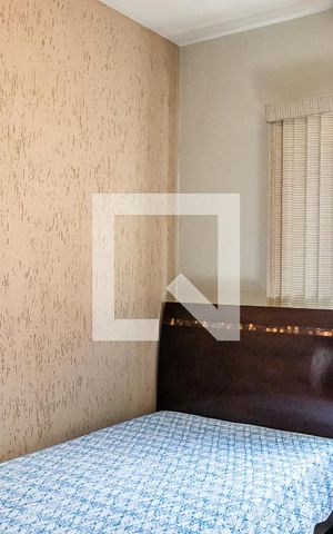 Casa à venda com 100m², 2 quartos e 2 vagas Casa à venda com 100m², 2 quartos e 2 vagasQuarto 1