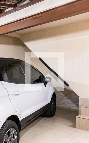 Casa à venda com 100m², 2 quartos e 2 vagas Casa à venda com 100m², 2 quartos e 2 vagasGaragem