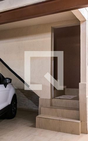 Casa à venda com 100m², 2 quartos e 2 vagas Casa à venda com 100m², 2 quartos e 2 vagasGaragem