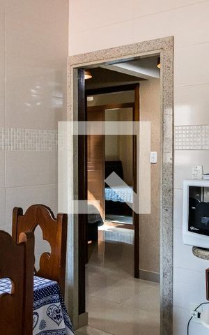 Casa à venda com 100m², 2 quartos e 2 vagas Casa à venda com 100m², 2 quartos e 2 vagasCozinha