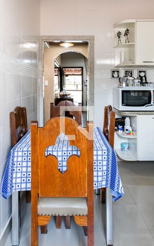 Casa à venda com 100m², 2 quartos e 2 vagas Casa à venda com 100m², 2 quartos e 2 vagasCozinha