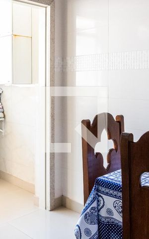 Casa à venda com 100m², 2 quartos e 2 vagas Casa à venda com 100m², 2 quartos e 2 vagasCozinha