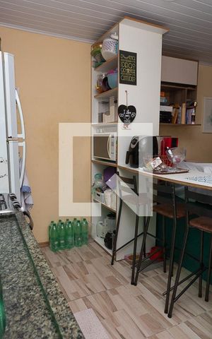 Casa à venda com 200m², 5 quartos e 2 vagas Casa à venda com 200m², 5 quartos e 2 vagasCozinha 2