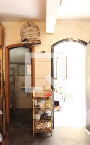 Casa à venda com 393m², 5 quartos e 8 vagasLavanderia 