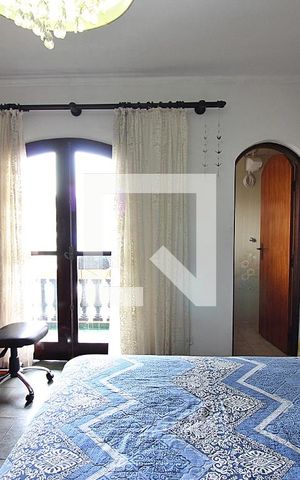 Casa à venda com 393m², 5 quartos e 8 vagasSuíte 2