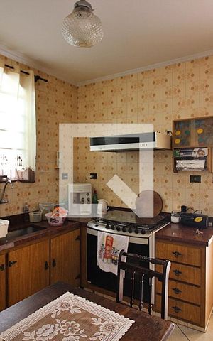 Casa à venda com 393m², 5 quartos e 8 vagasCozinha