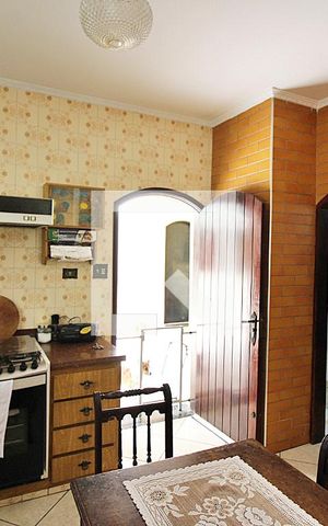 Casa à venda com 393m², 5 quartos e 8 vagasCozinha