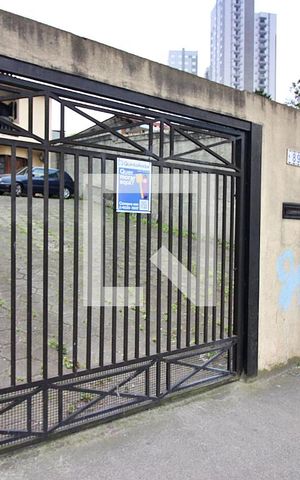 Casa à venda com 393m², 5 quartos e 8 vagasFachada