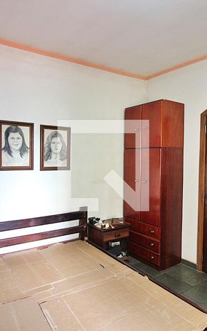 Casa à venda com 393m², 5 quartos e 8 vagasSuíte 4