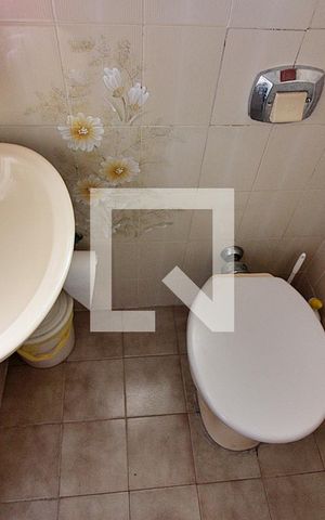 Casa à venda com 393m², 5 quartos e 8 vagasBanheiro da Suíte 2