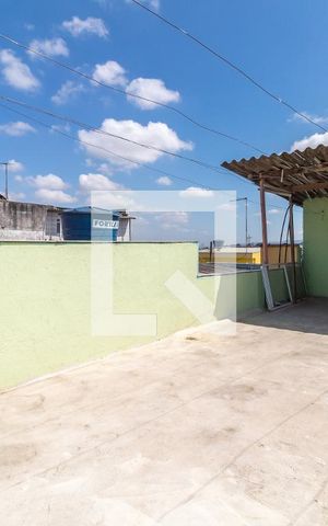 Casa para alugar com 60m², 1 quarto e sem vaga