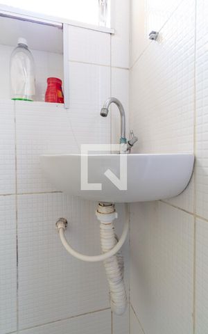 Casa para alugar com 60m², 1 quarto e sem vaga Casa para alugar com 60m², 1 quarto e sem vagaBanheiro