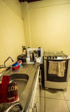 Casa à venda com 310m², 1 quarto e 2 vagasCozinha