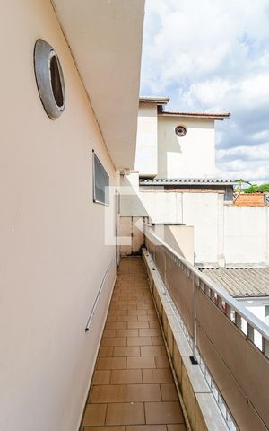 Casa à venda com 300m², 1 quarto e 3 vagasCorredor
