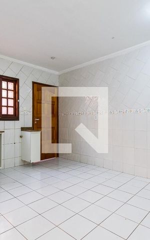 Casa à venda com 210m², 3 quartos e 2 vagas Casa à venda com 210m², 3 quartos e 2 vagasCozinha