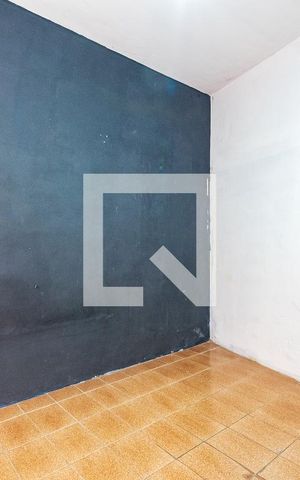 Casa à venda com 210m², 3 quartos e 2 vagas Casa à venda com 210m², 3 quartos e 2 vagasQuarto de Serviço