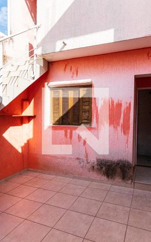 Casa à venda com 210m², 3 quartos e 2 vagas Casa à venda com 210m², 3 quartos e 2 vagasVista da Suíte