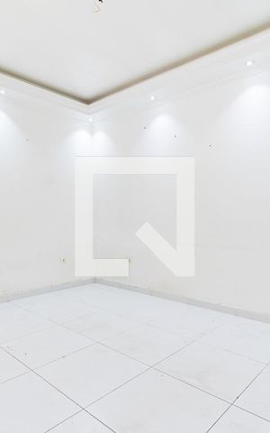 Casa à venda com 210m², 3 quartos e 2 vagas Casa à venda com 210m², 3 quartos e 2 vagasSala