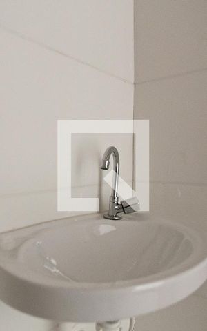 Apartamento para alugar com 48m², 2 quartos e sem vaga Apartamento para alugar com 48m², 2 quartos e sem vagaBanheiro