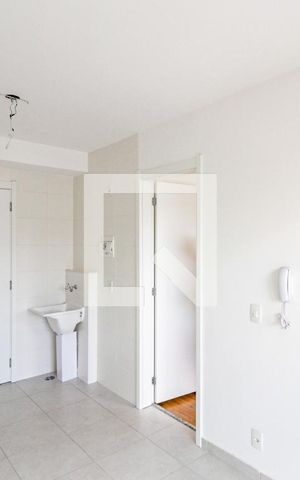 Apartamento à venda com 27m², 1 quarto e sem vaga Apartamento à venda com 27m², 1 quarto e sem vagaSala