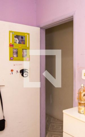 Casa à venda com 130m², 3 quartos e 2 vagas Casa à venda com 130m², 3 quartos e 2 vagasQuarto 2