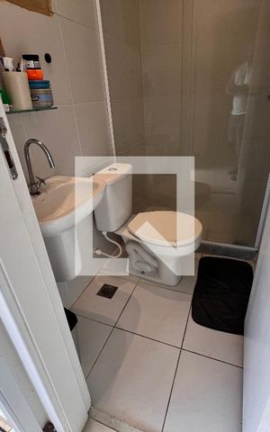 Apartamento à venda com 105m², 3 quartos e 2 vagas Apartamento à venda com 105m², 3 quartos e 2 vagasBanheiro 2