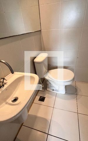 Apartamento à venda com 105m², 3 quartos e 2 vagas Apartamento à venda com 105m², 3 quartos e 2 vagasBanheiro 1