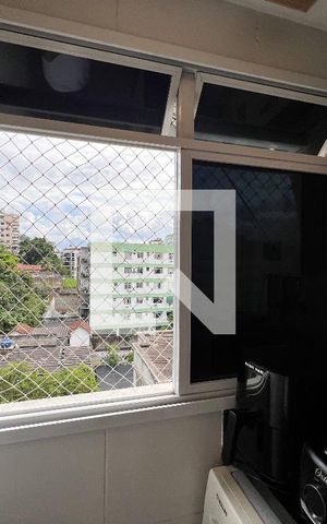 Apartamento à venda com 105m², 3 quartos e 2 vagas Apartamento à venda com 105m², 3 quartos e 2 vagasÁrea de Serviço