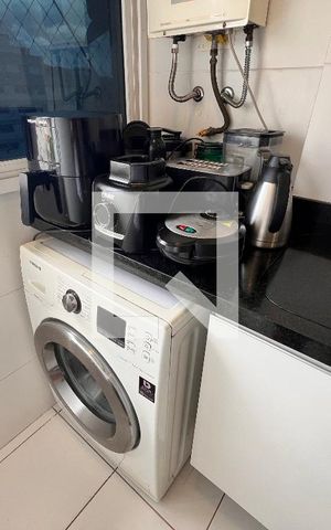 Apartamento à venda com 105m², 3 quartos e 2 vagas Apartamento à venda com 105m², 3 quartos e 2 vagasArea de Serviço