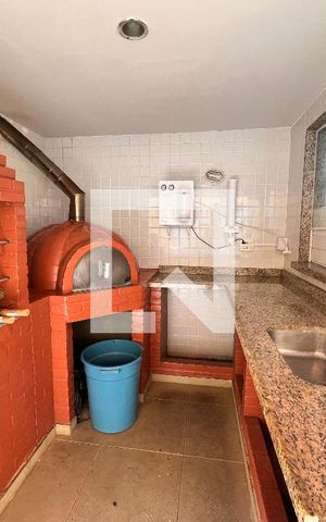 Apartamento à venda com 105m², 3 quartos e 2 vagas Apartamento à venda com 105m², 3 quartos e 2 vagasÁrea comum - Churrasqueira