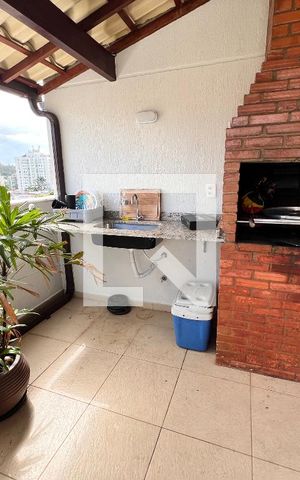 Apartamento à venda com 105m², 3 quartos e 2 vagas Apartamento à venda com 105m², 3 quartos e 2 vagasCobertura
