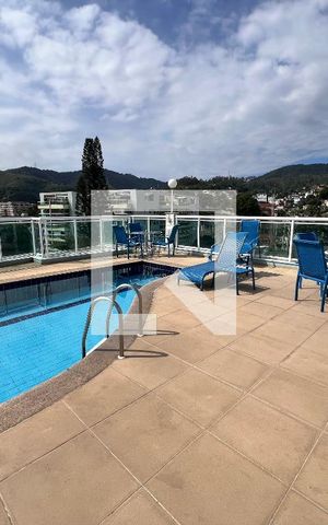 Apartamento à venda com 105m², 3 quartos e 2 vagas Apartamento à venda com 105m², 3 quartos e 2 vagasÁrea comum - Piscina