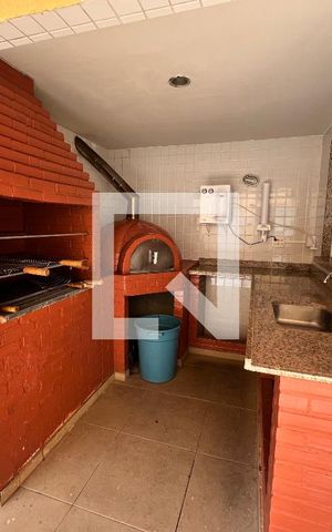Apartamento à venda com 105m², 3 quartos e 2 vagas Apartamento à venda com 105m², 3 quartos e 2 vagasÁrea comum - Churrasqueira