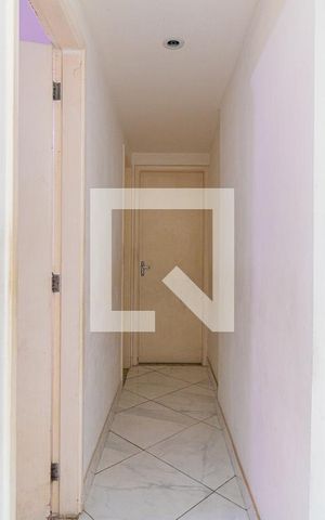Apartamento à venda com 57m², 2 quartos e 1 vaga Apartamento à venda com 57m², 2 quartos e 1 vagaCorredor
