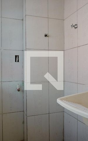 Apartamento à venda com 72m², 2 quartos e 1 vagaÁrea de Serviço