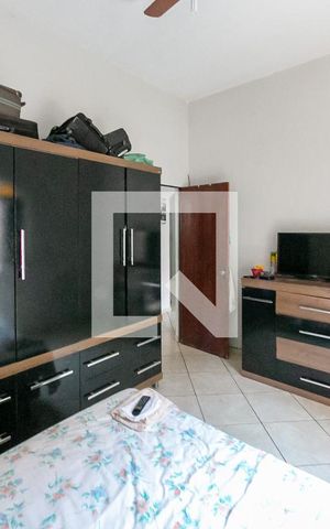 Casa à venda com 105m², 3 quartos e 2 vagasQuarto 2