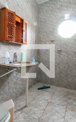 Casa à venda com 105m², 3 quartos e 2 vagasBanheiro da Suíte